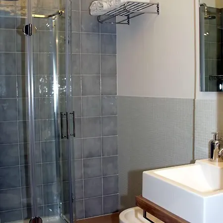 Hotell Dante 3*