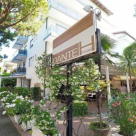 Dante Hotel 3*