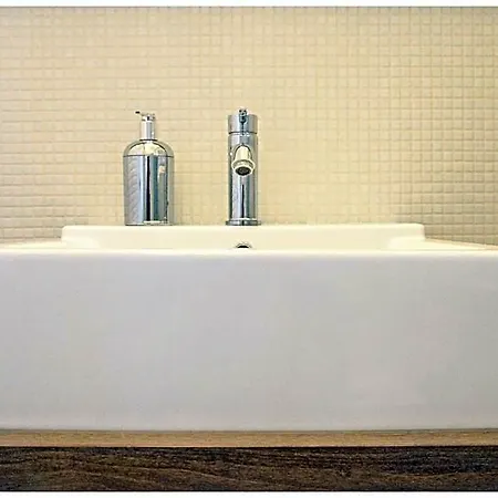Dante Hotel 3*